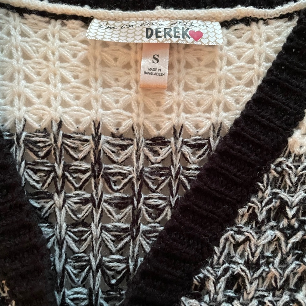 Sweater - Picture 2 of 2